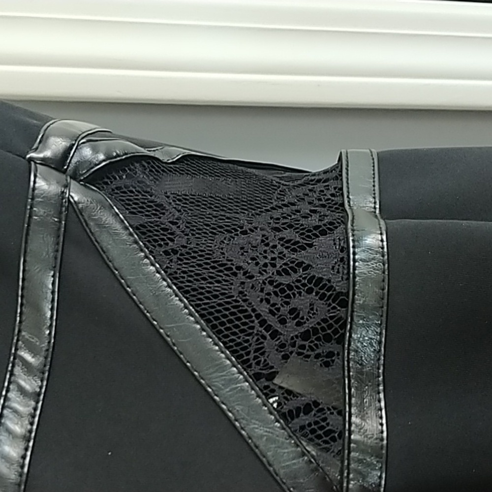 NORDSTROM Hailey Adrianna Papell Black Lace Cut Out Dress 4 - Picture 7 of 15
